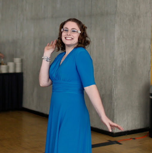 Karen Adams Photo 44