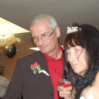 Michelle Waring Photo 3