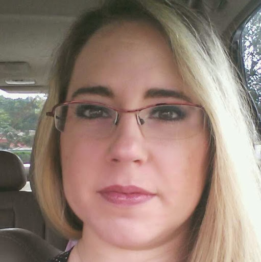 Amanda Higgins Photo 41