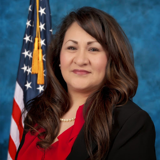 Valerie Sanchez Photo 25