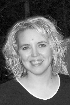 Kimberly Gillis Photo 26
