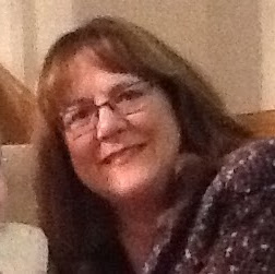 Vicky Larson Photo 30