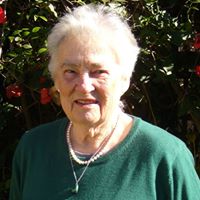 Therese Lawrence Photo 16