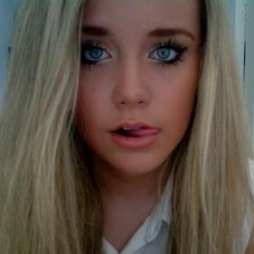 Sandra Parker Photo 28