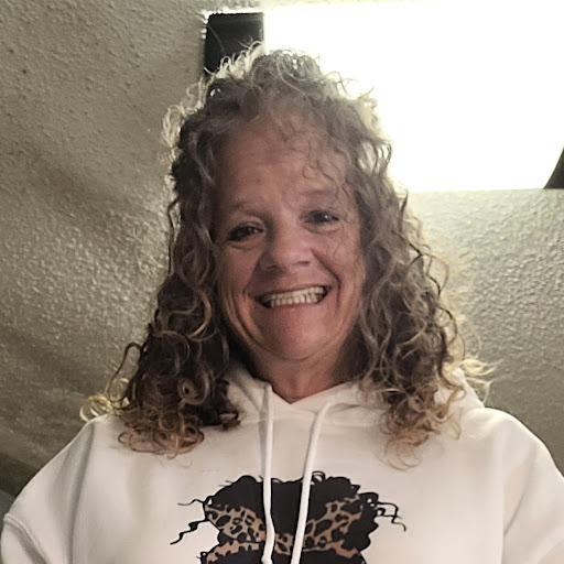 Jennifer Ladd Photo 39