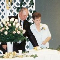 Dorothy Mcdaniel Photo 15