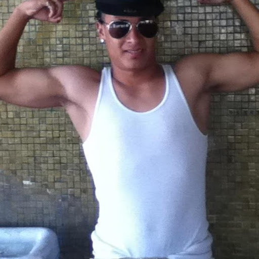 Henry Acevedo Photo 16