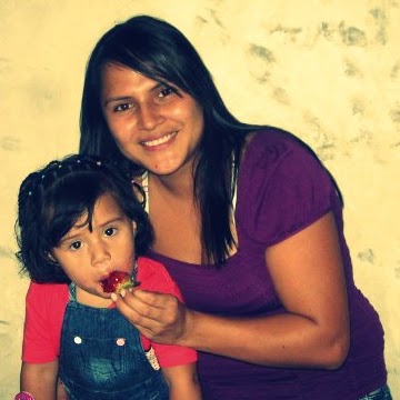 Lina Aguirre Photo 13