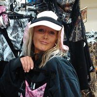 Lori Hartmann Photo 11