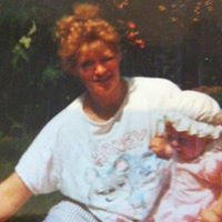 Sheila Lowe Photo 30