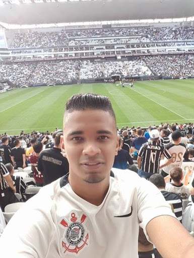 Johnny Andrade Photo 8
