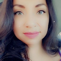 Kelli Garcia Photo 32