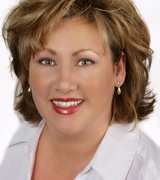 Stephanie Wilson Photo 3