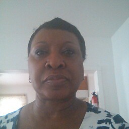 Denise Singleton Photo 9