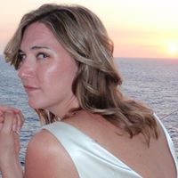 Jennifer Egger Photo 16