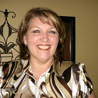 Julie Black Photo 28