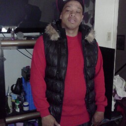 Marcus Tyler Photo 38