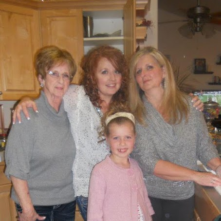 Sharon Faulkner Photo 27