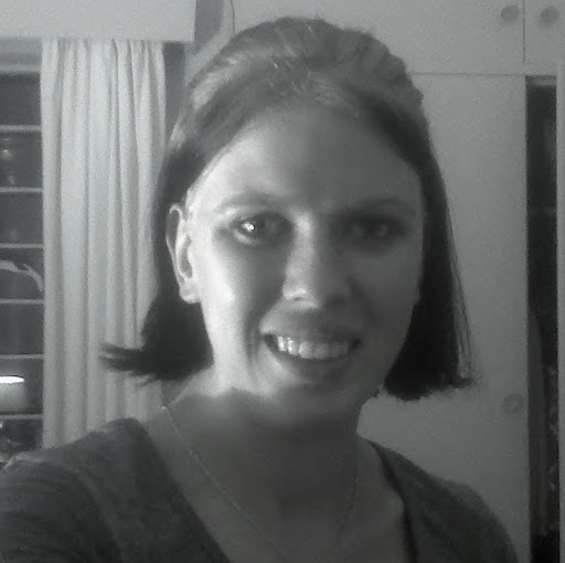 Caroline Bradley Photo 35
