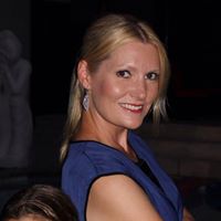 Julie Beynon Photo 7