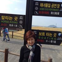 May Pang Photo 32