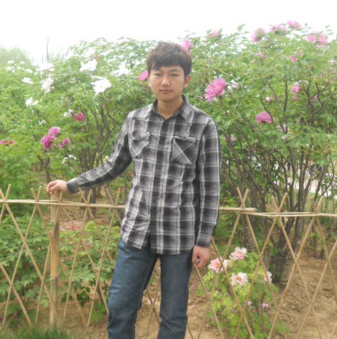 John Zhou Photo 16