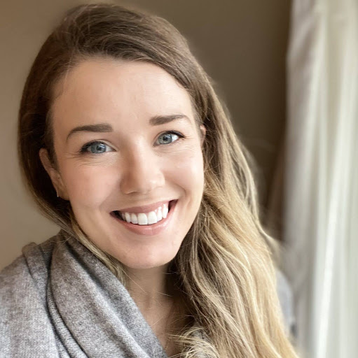 Hannah Ward Photo 27