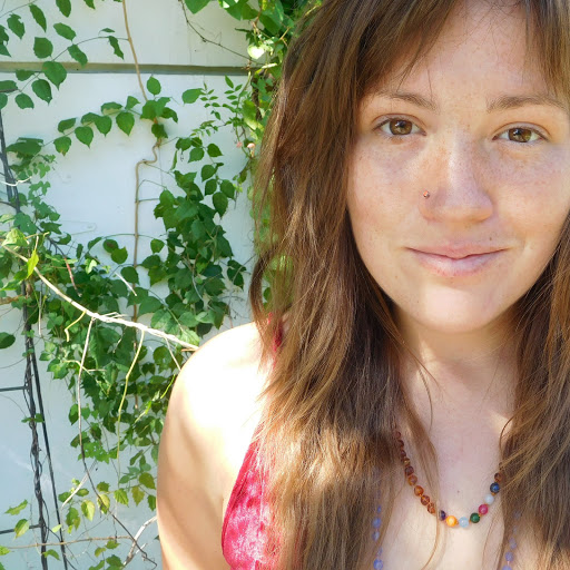 Amanda Rowe Photo 34