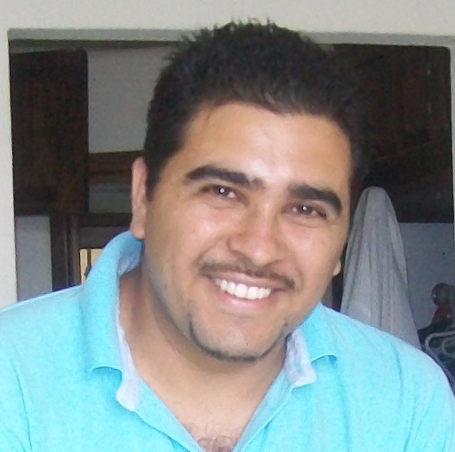 Alejandro Torres Photo 43
