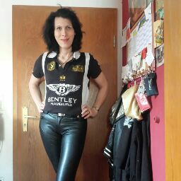 Sandra Fuchs Photo 36