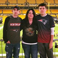 Angie Thacker Photo 13
