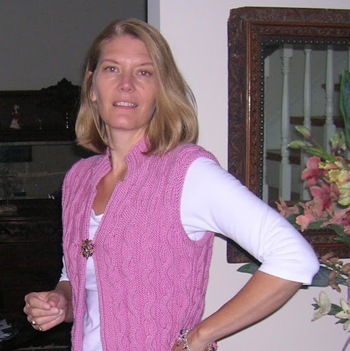 Ellen Lewis Photo 34