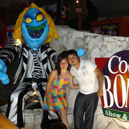 Johnny Rodriguez Photo 36
