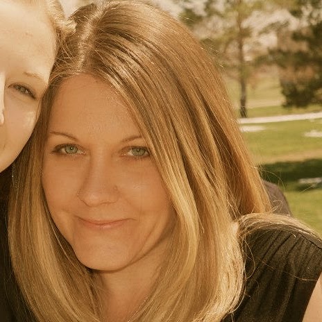 Elizabeth Colin Photo 27