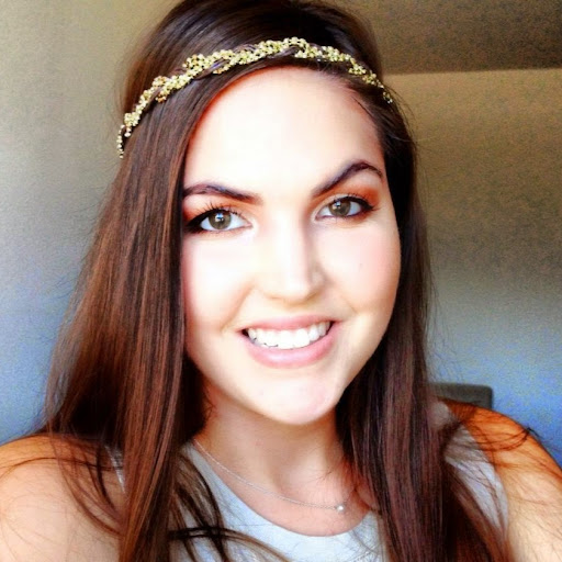 Rachel Montano Photo 20