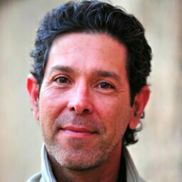 Gustavo Bravo Photo 39
