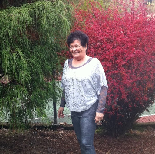 Sandy Whitaker Photo 10