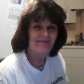 Teri Ward Photo 10