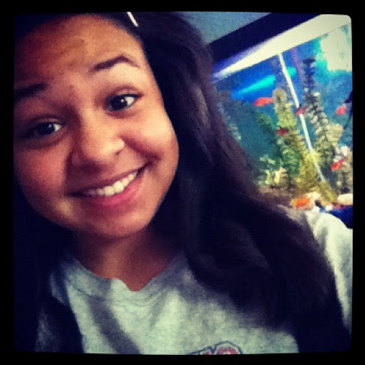 Jasmine Holt Photo 12
