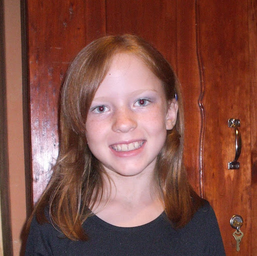 Elizabeth Harwell Photo 19
