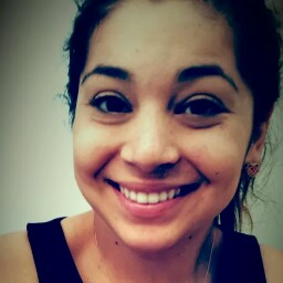 Viviana Flores Photo 10