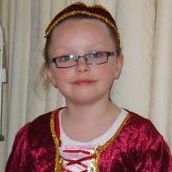 Lucy Gee Photo 11