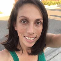 Nicole Medeiros Photo 13