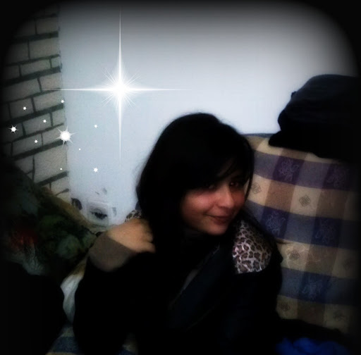 Natalie Mansour Photo 14