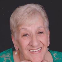 Barbara Hooper Photo 22