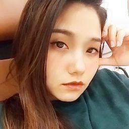 Vivian Vu Photo 39