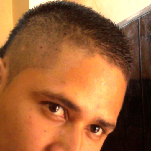 Edwin Porras Photo 3