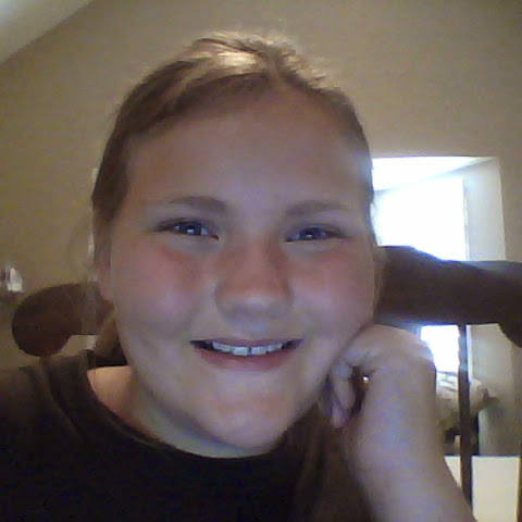 Lillian Davis Photo 40