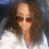 Christina Henderson Photo 38