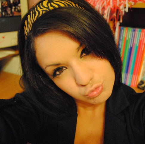 Amy Ortega Photo 35